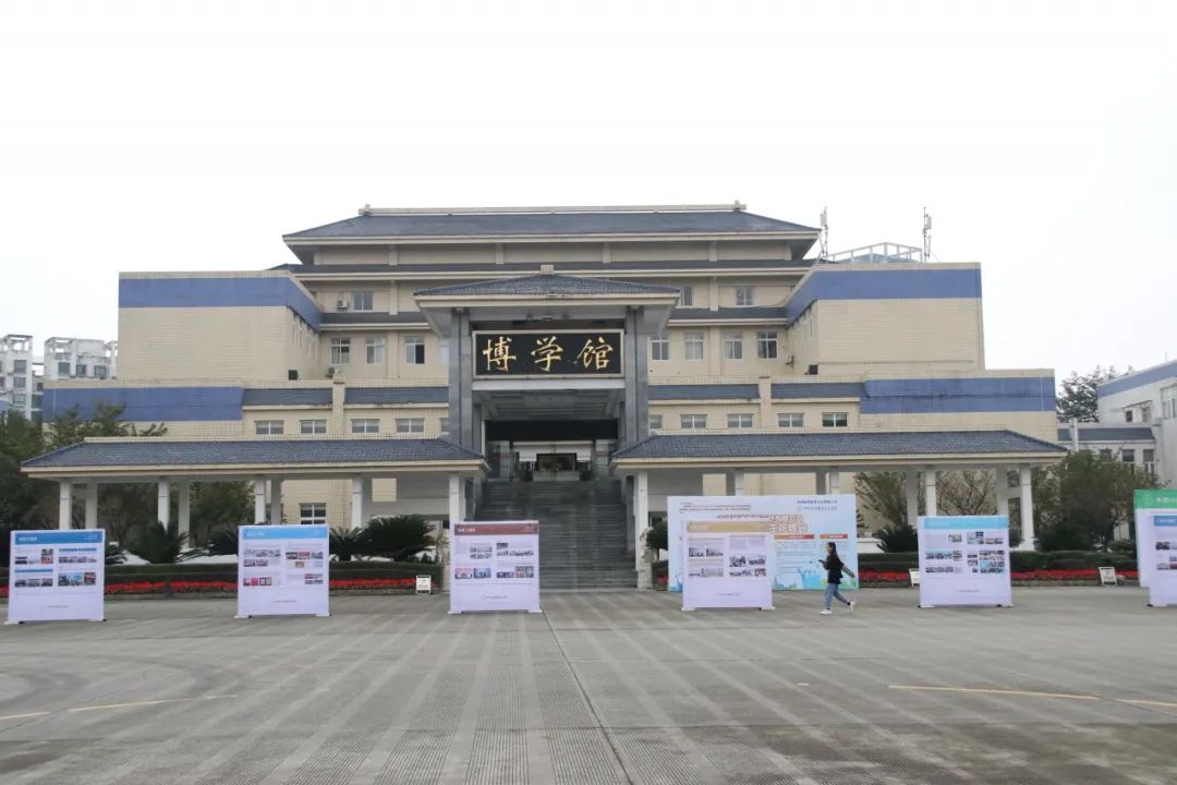 说明: b9701d995b09512d096584fb61283d54
