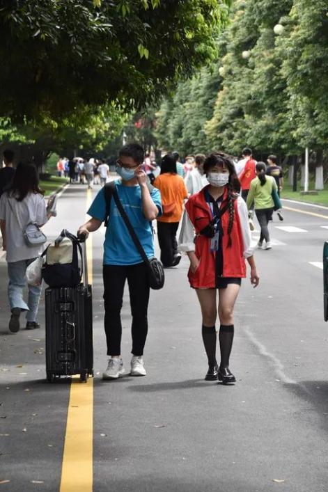 说明: c64bad206a84d5854521296273d3e83d