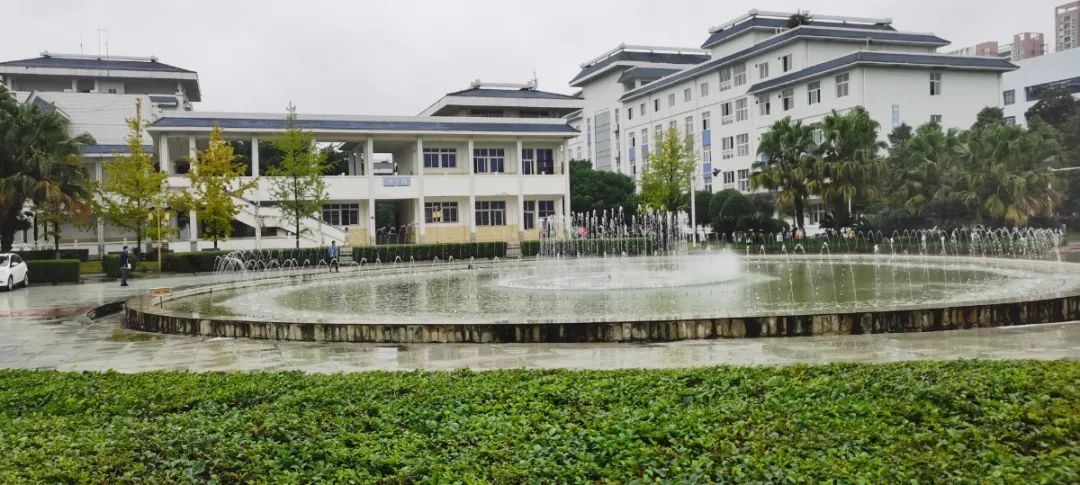 三马雕像又是三马精神,同学们你们知道是那三马精神吗?