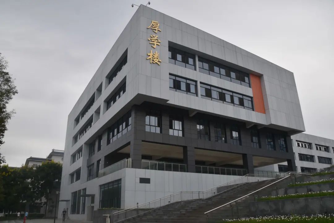 说明: cc33fd28f4a7ed10c41db528e0723aca
