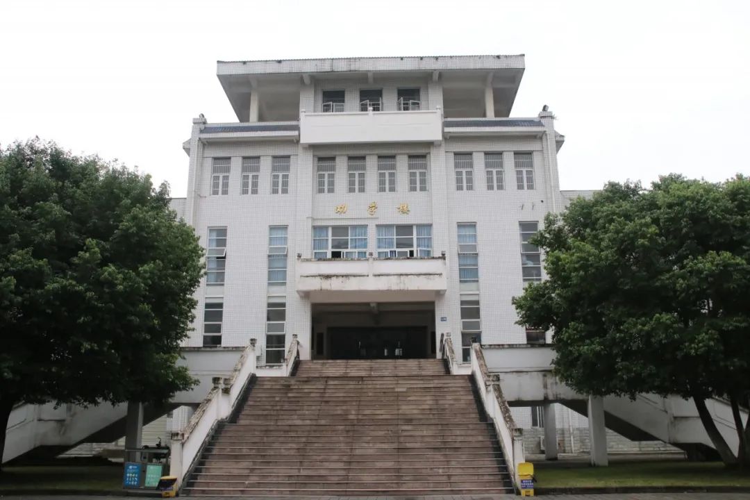 说明: 7658c95e1a357fb4318d24daffafd419